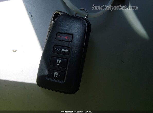 JTHDA1D20P5124748 2023 LEXUS IS Silver Widok deski rozdzielczej