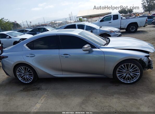 JTHDA1D20P5124748 2023 LEXUS IS Silver Widok wnętrza z tyłu