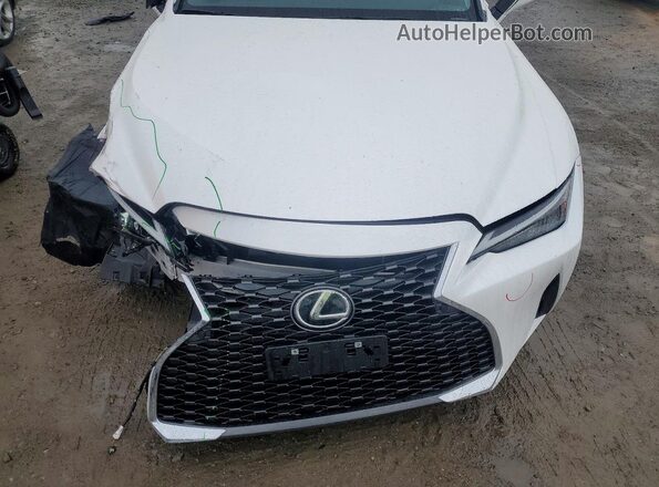 JTHDA1D25P5128570 2023 LEXUS IS White Vista interior trasera