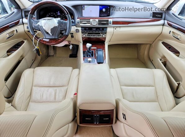 JTHGL5EF8H5057950 2017 LEXUS LS White Вид панелі приладів