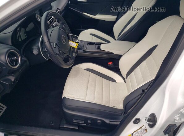 JTHGZ1E26M5021141 2021 LEXUS IS White 
