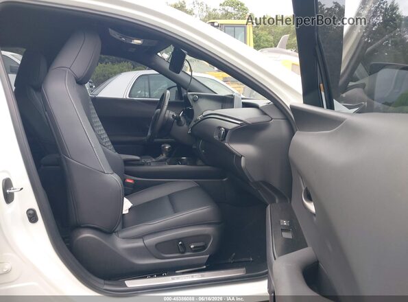 JTHP3JBH2M2043519 2021 LEXUS UX 200 Белый Вид салона спереди