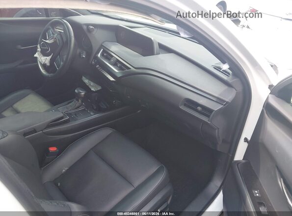 JTHP9JBH1L2021072 2020 LEXUS UX 250H White Front interior view