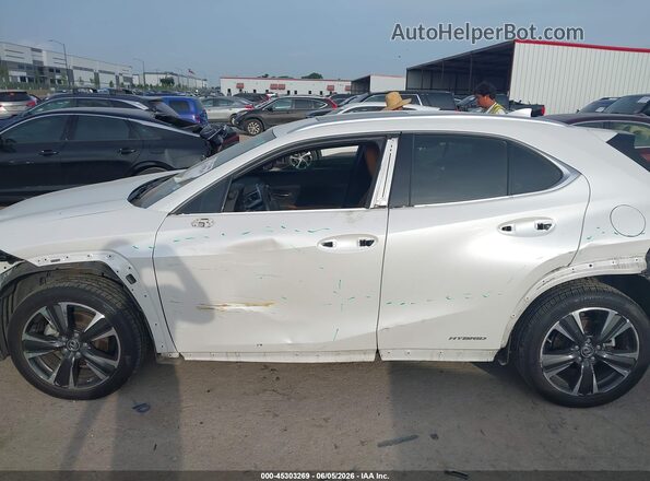 JTHP9JBH1L2033044 2020 LEXUS UX 250H Белый Панорамный вид салона 360°