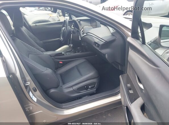 JTHP9JBH2N2056576 2022 LEXUS UX 250H Champagne Front interior view