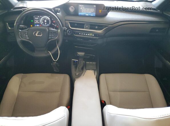 JTHP9JBH4N2058118 2022 LEXUS UX Black Widok deski rozdzielczej