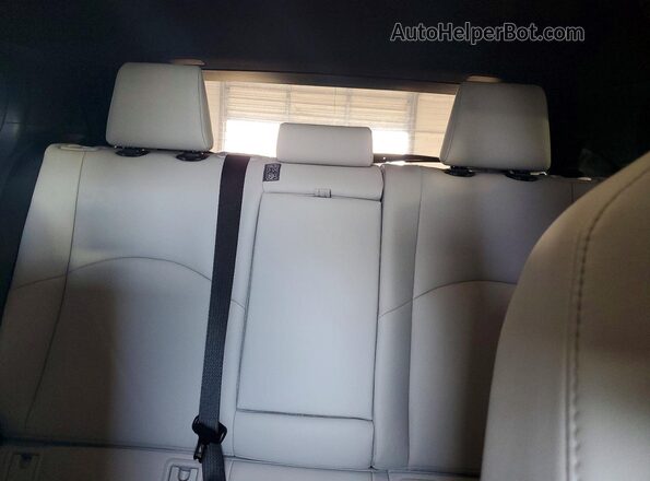 JTHP9JBH4N2058118 2022 LEXUS UX Black Widok tylnych siedzeń
