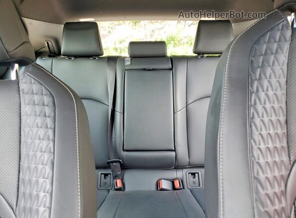 JTHP9JBH5L2026131 2020 LEXUS UX White Հետևի նստատեղերի տեսք