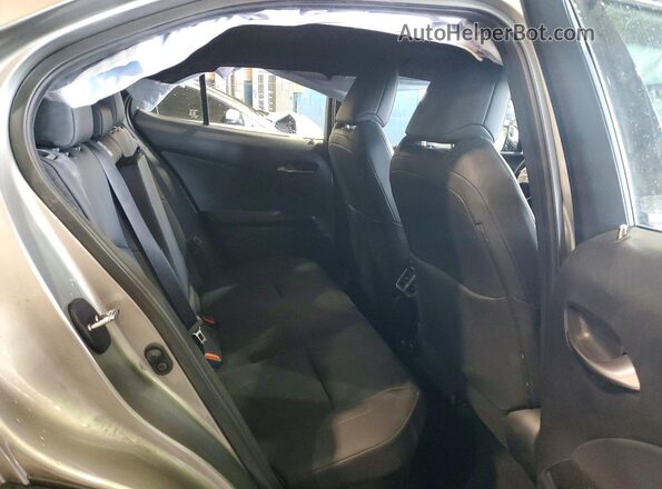 JTHP9JBH6L2036148 2020 LEXUS UX Silver უკანა სალონის ხედი
