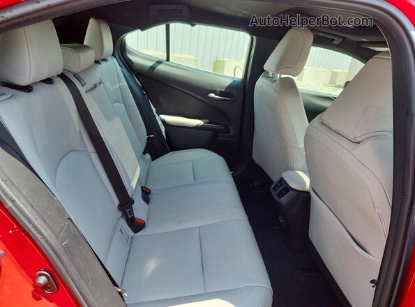 JTHP9JBH6N2060100 2022 LEXUS UX Red Սալոնի հետևի տեսք