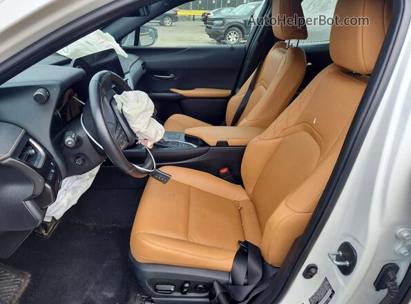 JTHP9JBH6R2076934 2024 LEXUS UX White Սալոնի դիմացի տեսք