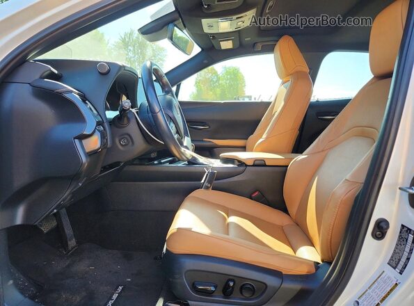 JTHP9JBH7R2079339 2024 LEXUS UX White 