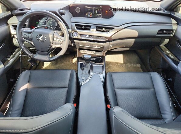 JTHP9JBH8N2059370 2022 LEXUS UX Silver 