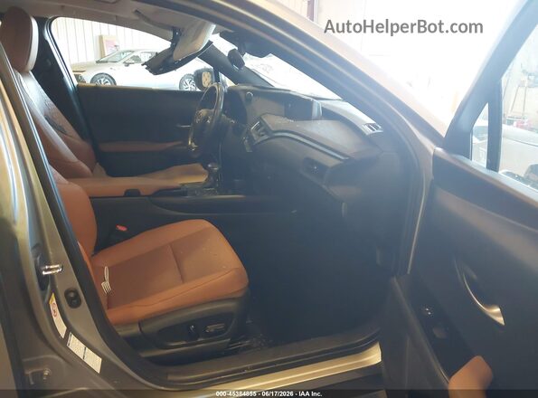 JTHU9JBH7K2006383 2019 LEXUS UX 250H Gray Вид салону спереду