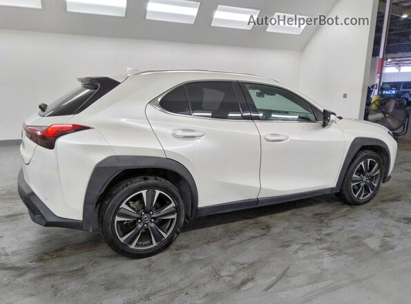 JTHX3JBH1N2046400 2022 LEXUS UX White 
