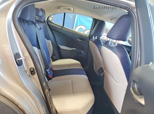 JTHX3JBH1N2047322 2022 LEXUS UX Silver 