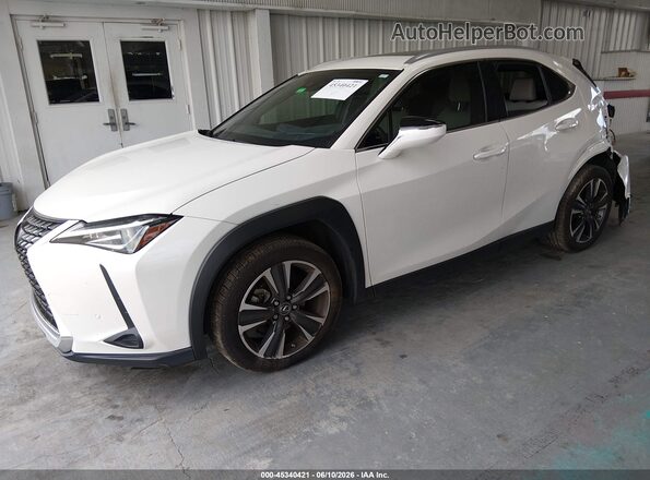 JTHX3JBH7L2022776 2020 LEXUS UX 200 White Առջևի ձախ երեք քառորդ տեսարան