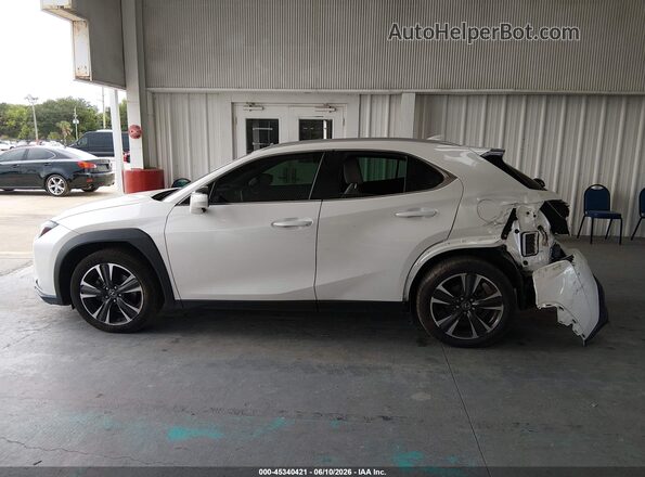 JTHX3JBH7L2022776 2020 LEXUS UX 200 White 
