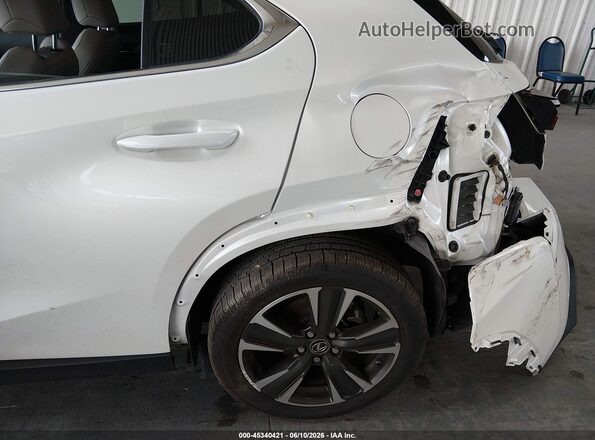 JTHX3JBH7L2022776 2020 LEXUS UX 200 White 