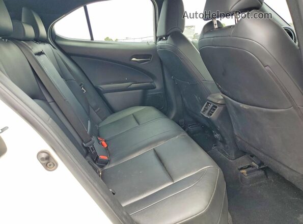 JTHX3JBHXN2053569 2022 LEXUS UX Белый Вид задних сидений