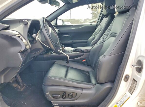 JTHX3JBHXN2053569 2022 LEXUS UX Белый Вид салона спереди