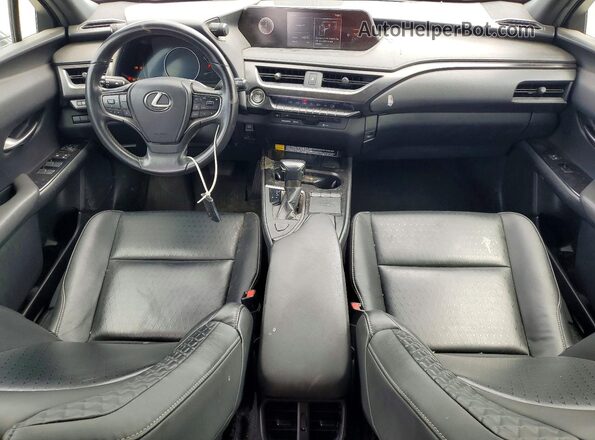 JTHX3JBHXN2053569 2022 LEXUS UX Белый Вид панели приборов