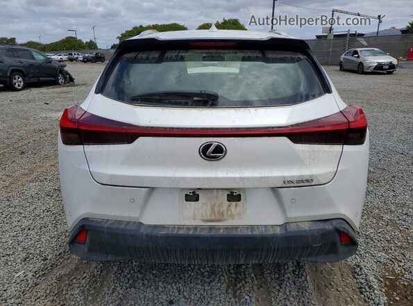 JTHX3JBHXN2053569 2022 LEXUS UX Белый Вид сзади