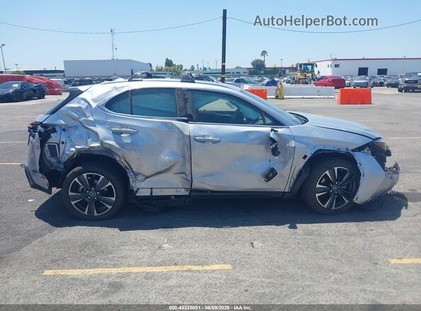 JTHX6JBH6R2168926 2024 LEXUS UX 250H Silver Вид задньої частини салону