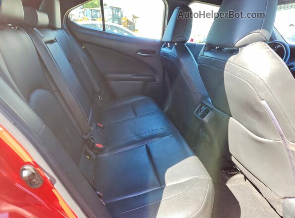 JTHX9JBH5L2035444 2020 LEXUS UX Red Հետևի նստատեղերի տեսք