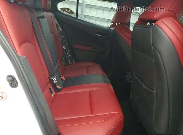 JTHY3JBH1K2002767 2019 LEXUS UX White Widok wnętrza z tyłu