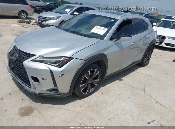 JTHY3JBH2K2006293 2019 LEXUS UX 200 Silver Vista tres cuartos delantera izquierda