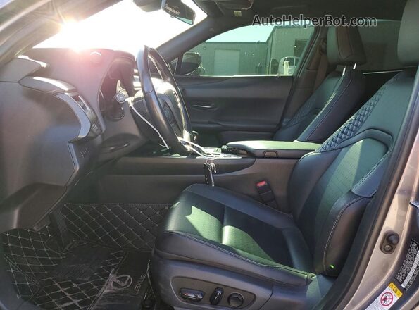 JTHY3JBH2K2014457 2019 LEXUS UX Gray Front interior view