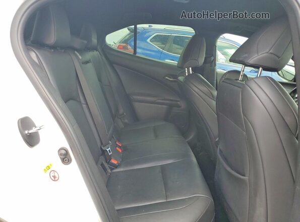 JTHY3JBH7K2012817 2019 LEXUS UX White 