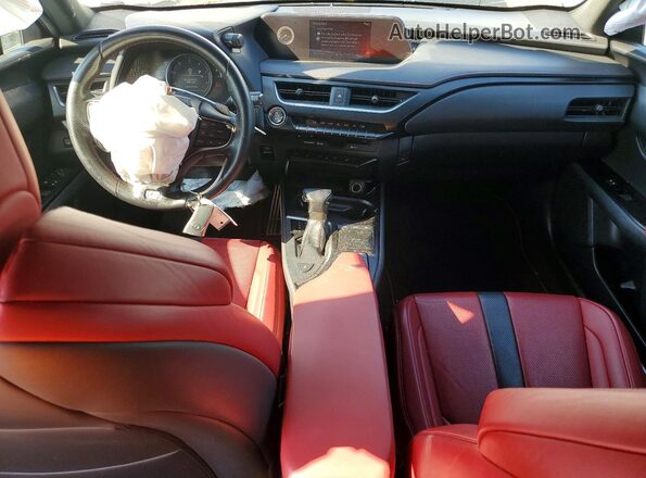 JTHY3JBH8K2019985 2019 LEXUS UX White Dashboard view