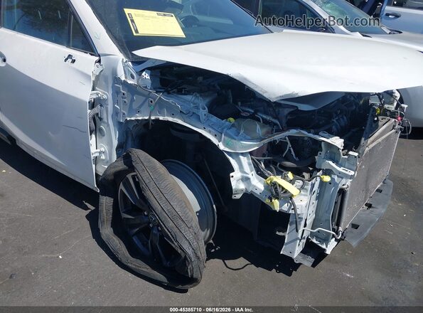 JTHY3JBH9K2018005 2019 LEXUS UX 200 White 