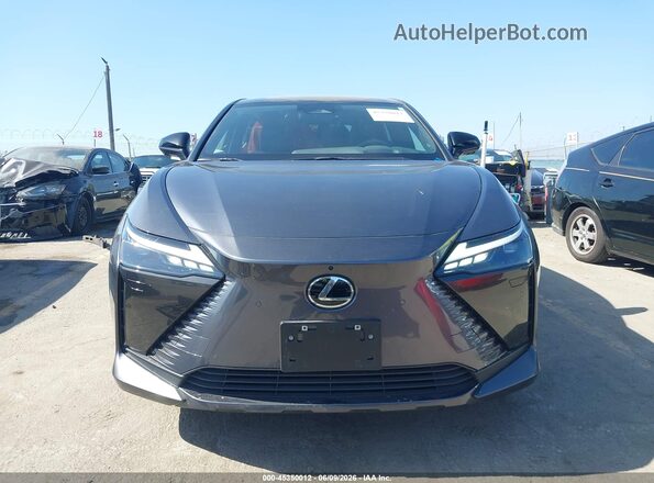 JTJAAAAB7PA006435 2023 LEXUS RZ 450E Gray Widok wnętrza z tyłu