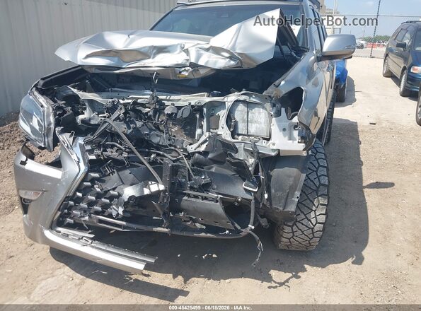 JTJAM7BX5P5378160 2023 LEXUS GX 460 Gray Widok z przodu