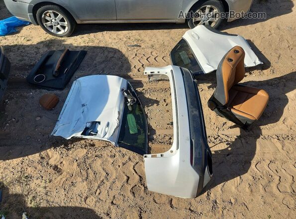 JTJBARBZ5K2183549 2019 LEXUS NX White Vista del compartimento del motor