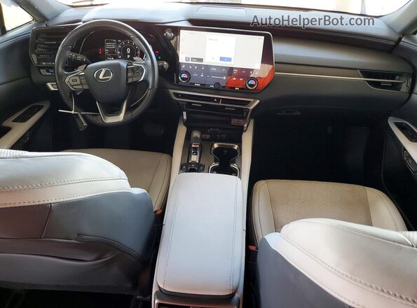 JTJCHMAA7P2006667 2023 LEXUS RX White Vista del salpicadero