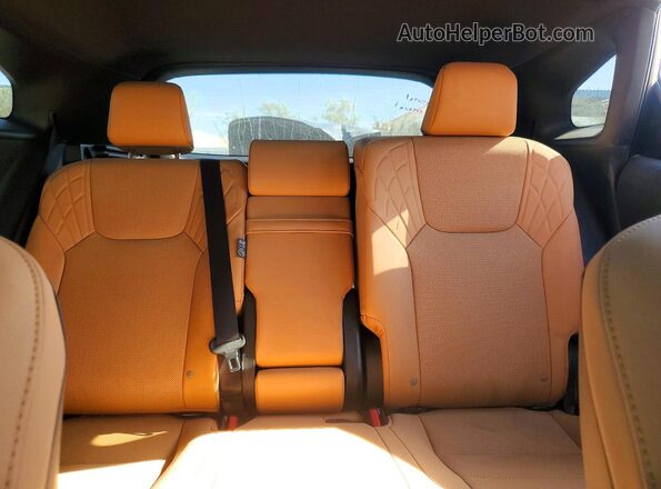 JTJCJMGA4T2037963 2026 LEXUS RX Gray Widok tylnych siedzeń