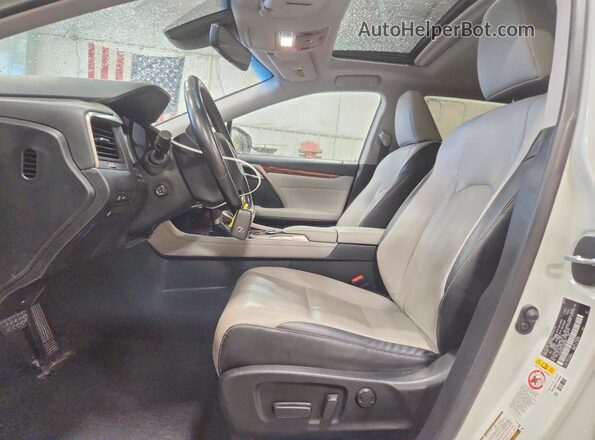 JTJDZKCA2J2006439 2018 LEXUS RX White Front interior view