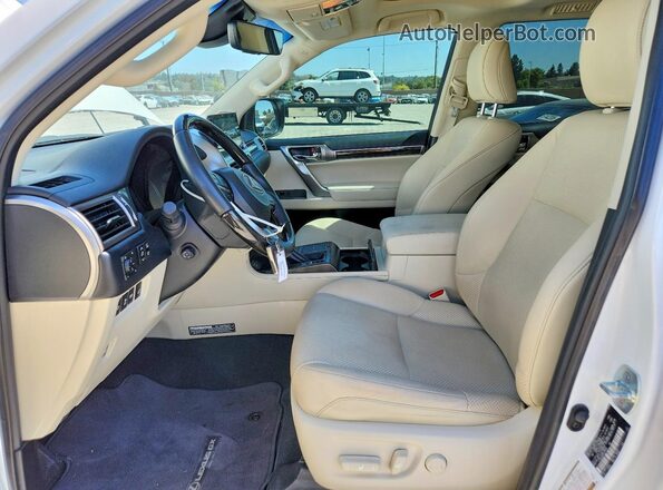 JTJGM7BX4P5370075 2023 LEXUS GX Белый Вид салона спереди
