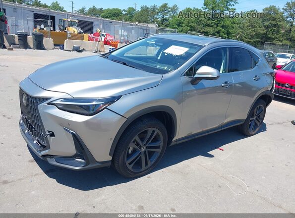 JTJHKCFZ9R2021612 2024 LEXUS NX 450H+ Silver Przód lewy