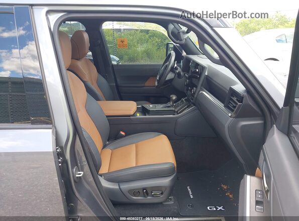 JTJVBCDX9R5026988 2024 LEXUS GX 550 Gray წინა სალონის ხედი