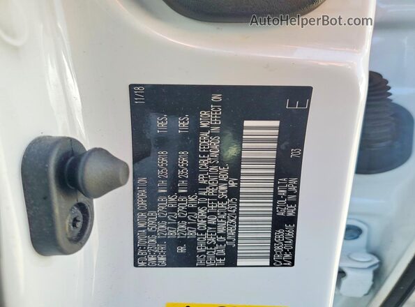 JTJYARBZ3K2143075 2019 LEXUS NX White Widok komory silnika
