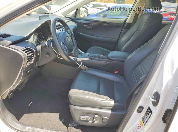 JTJYARBZ7H2055493 2017 LEXUS NX Белый Вид салона спереди