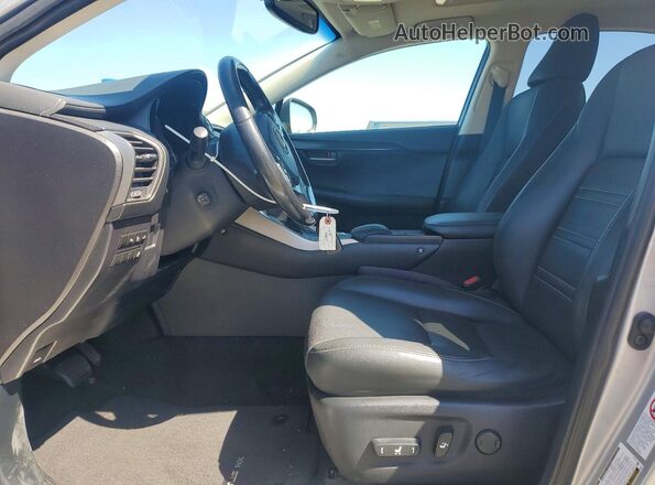 JTJYARBZXH2051115 2017 LEXUS NX Серебряный Вид салона спереди