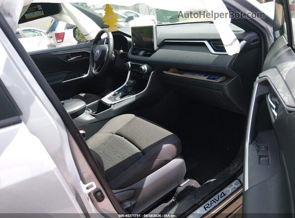 JTM16RFV0SD159512 2025 TOYOTA RAV4 HYBRID Silver Vista interior delantera
