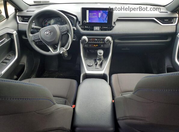 JTM16RFV3RJ043975 2024 TOYOTA RAV4 Gray 