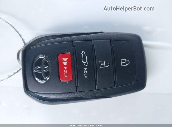 JTM6CRAV8TD300737 2026 TOYOTA RAV4 Black Вид панелі приладів